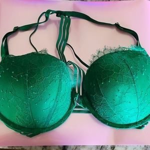 Victorias Secret Bra 34D